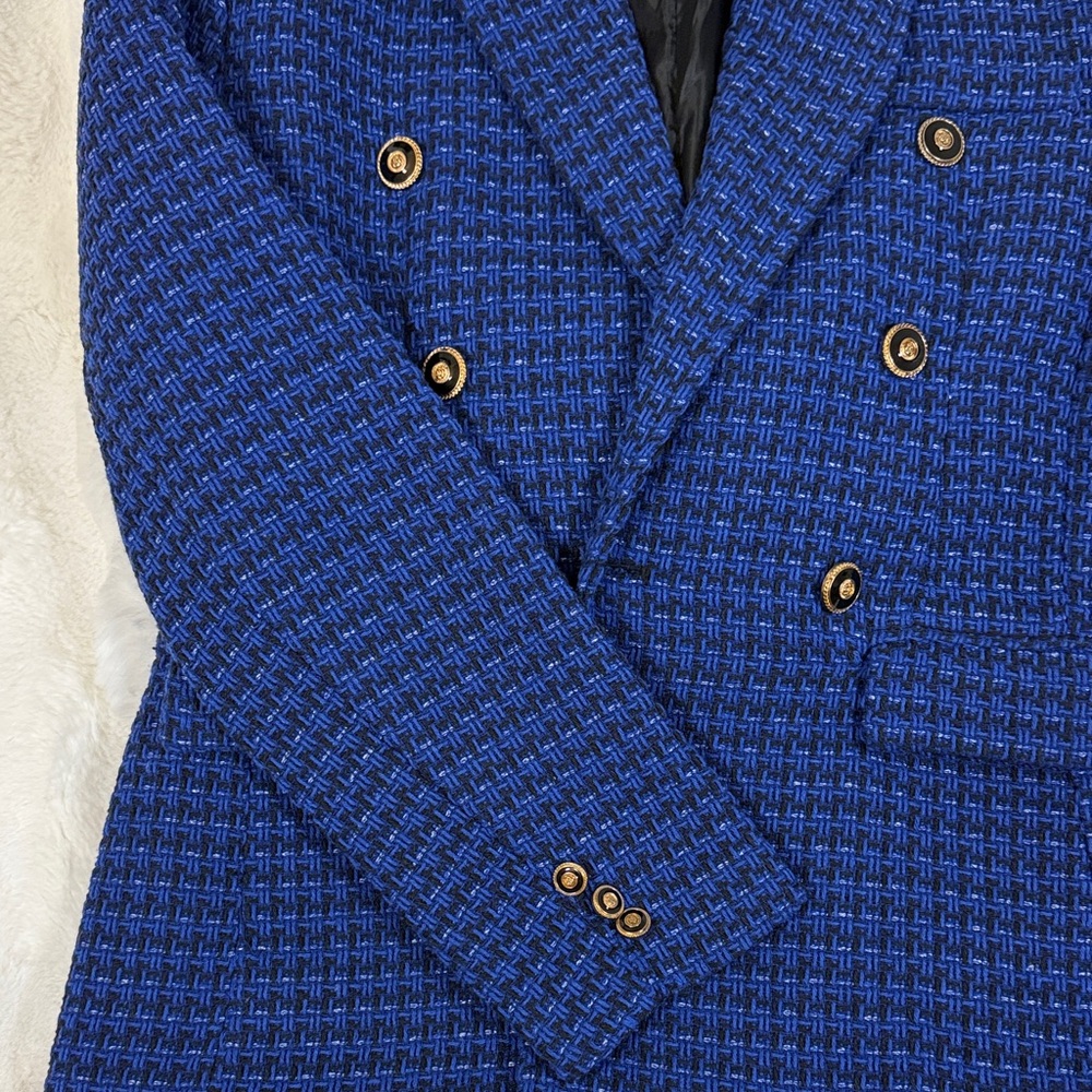 Chic Blue Double-Breasted Women's Blazer - Picture 2 of 6